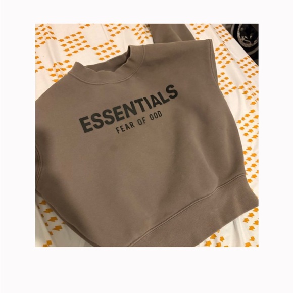Kid Essentials Crewneck - Picture 1 of 4